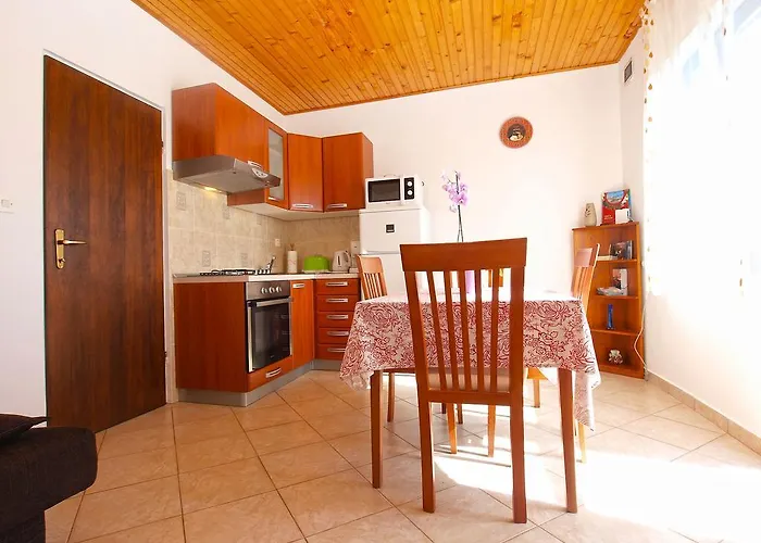 House Sandra 1430