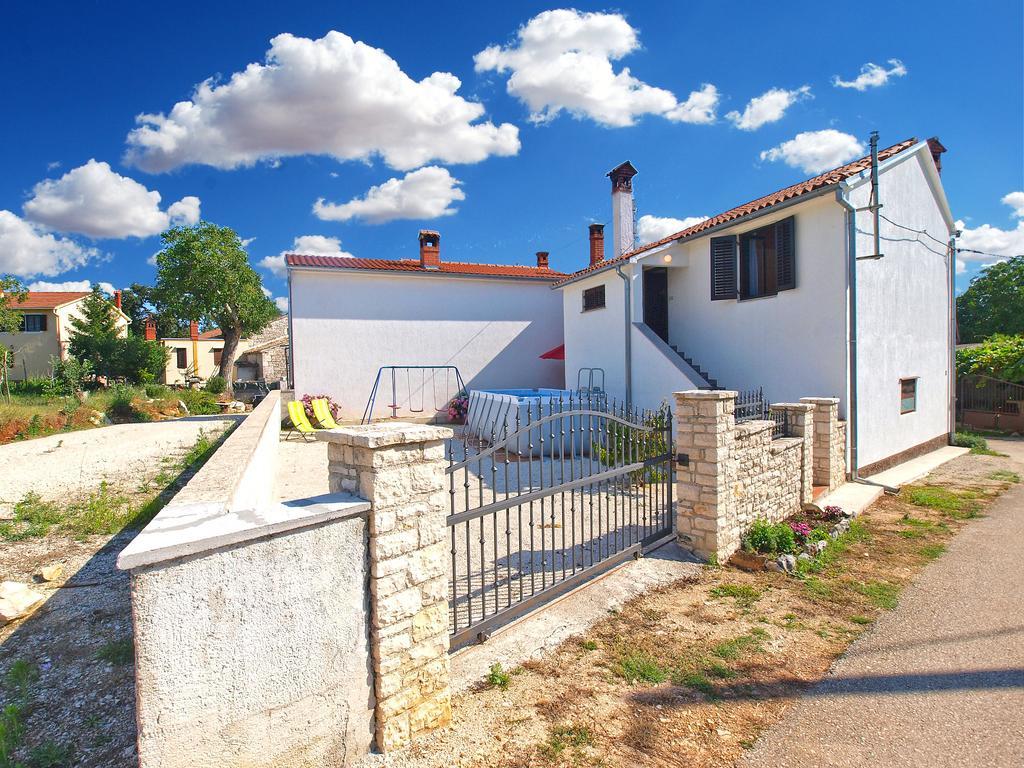 House Sandra 1430 Ferienhaus *
